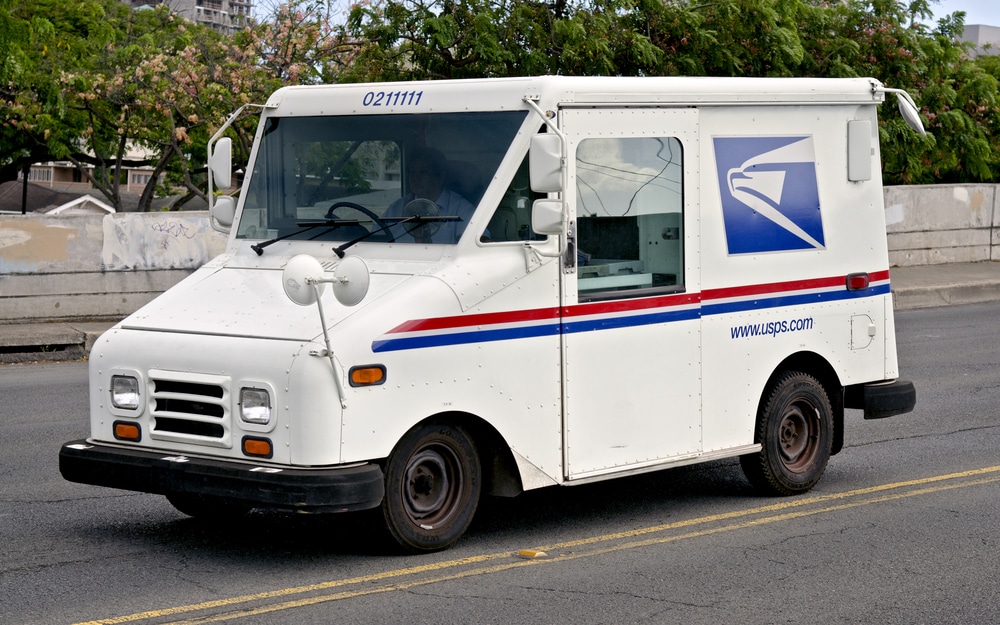 USPS electric delivery trucks