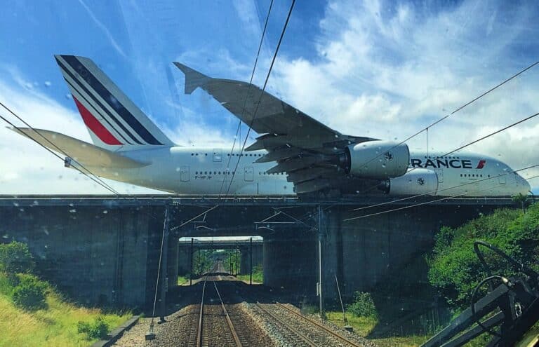 France Bans Short-Haul Flights to Slash Aviation CO2 Footprint
