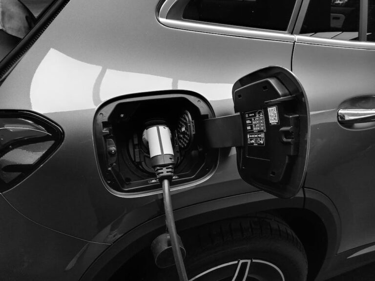 Lithium-Ion Wars: US Battery Imports Soar by 66%, Setting New Record as Domestic Production Ramps Up
