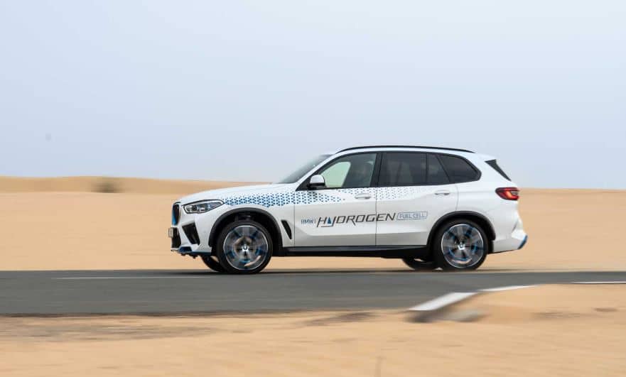 Xe chạy pin nhiên liệu hydro của BMW ở Dubai