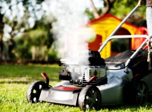 California’s Bold Move: Say Goodbye to Gas Lawn Mowers in 2024