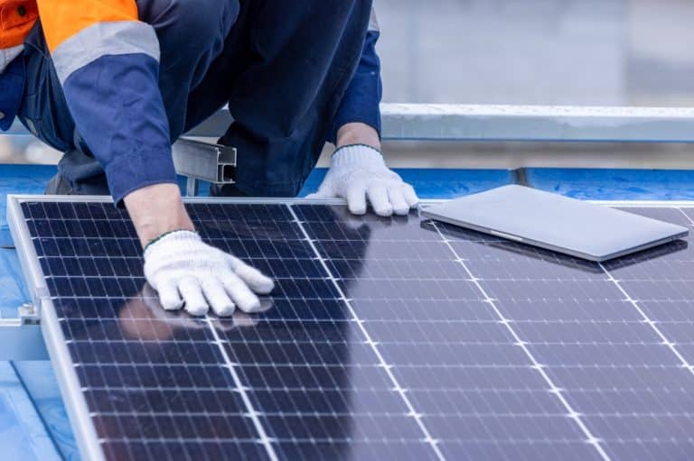 Will Record-Breaking Solar Imports Reshape U.S. Industry Amid Tariff Uncertainty?