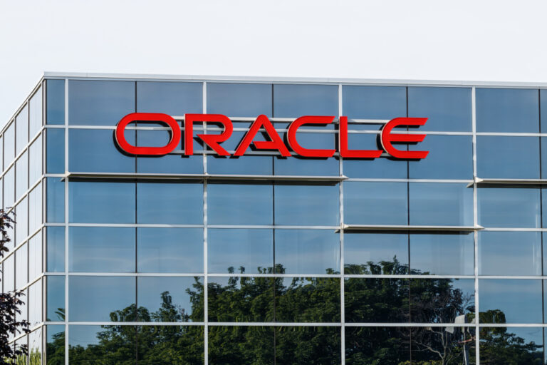 Oracle’s Race to Net Zero: Cloud Gains, AI Wins, But Earnings Miss the Mark for Q3 2025