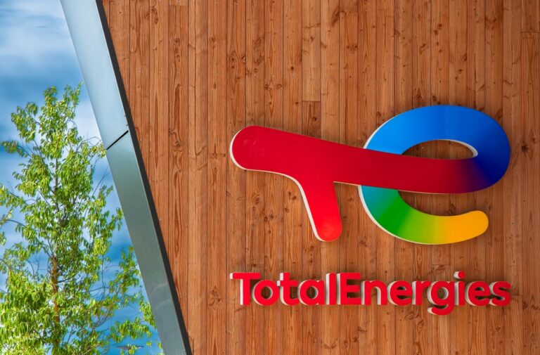 TotalEnergies Expands UK Renewables with 435 MW Acquisition