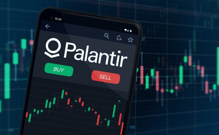 Palantir (PLTR Stock): AI for Carbon Neutrality – A Software Giant’s Sustainable Footprint in 2025
