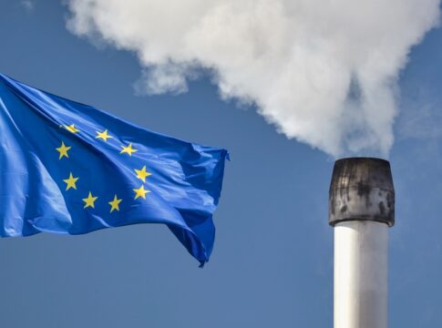 EU Bets on Carbon Credits: Bold 2040 Climate Target Adds Global Twist