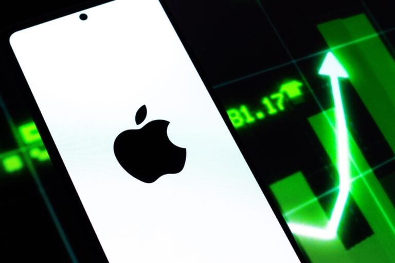 Apple: $94 Billion Record Earnings and the Breakthrough Climate Solutions Fueling Growth