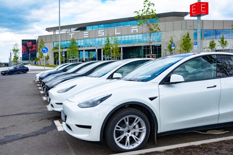 Tesla’s Europe Sales Crash 40% in July as BYD Surges Ahead Again!