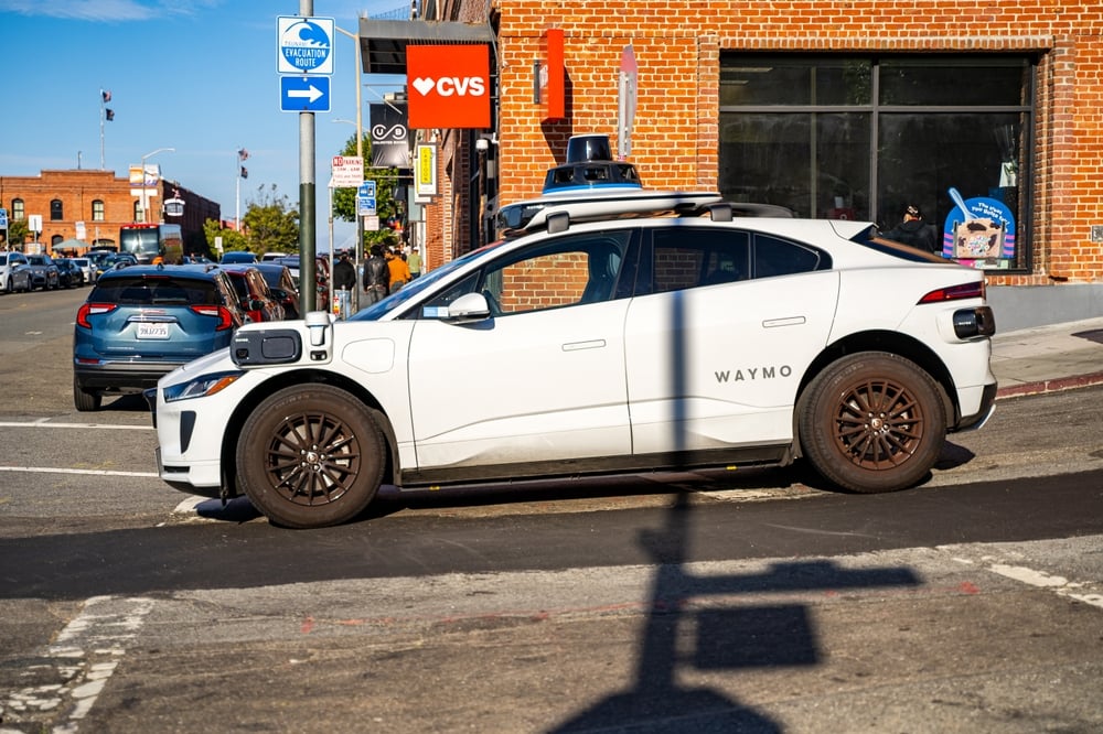 Waymo Expands With Lyft Robotaxi Deal and Strong Safety Record