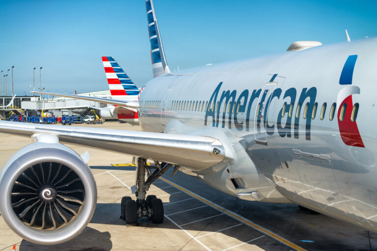 American Airlines (AAL Stock) Posts Strong Passenger Growth Ahead of Holiday Travel, Bets Big on SAF Future