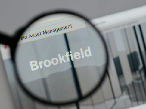Brookfield's $20B Close Sets Record for Global Clean Energy Funding