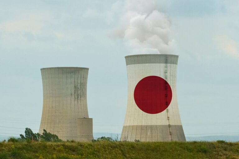 Japan to Restart the World’s Largest Nuclear Power Plant