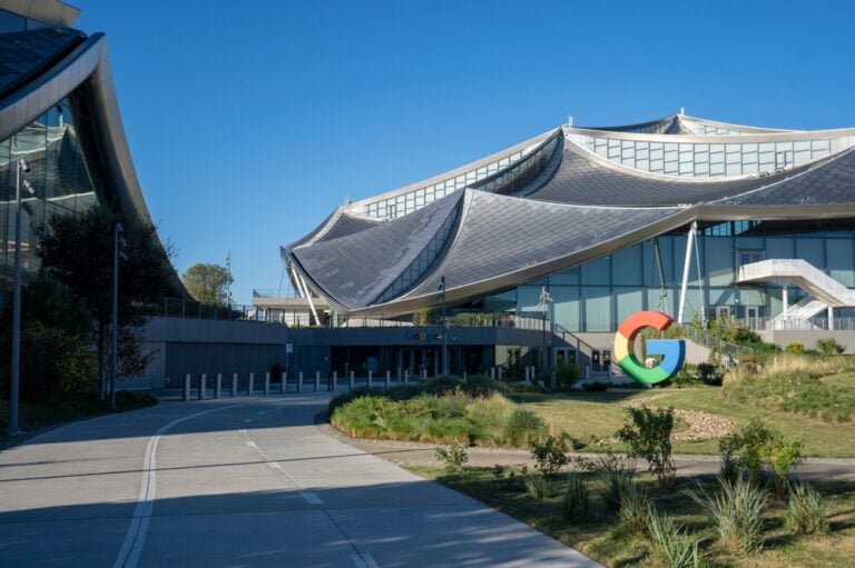 Google Joins ReNew Energy for 150 MW Solar Project in India to Cut Scope 3 Emissions