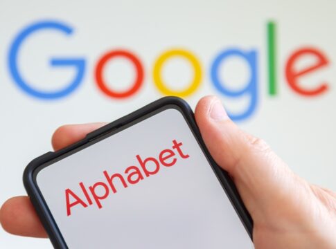Alphabet, Google’s Parent, Bets $4.75B on Clean Power for AI Data Center Demand