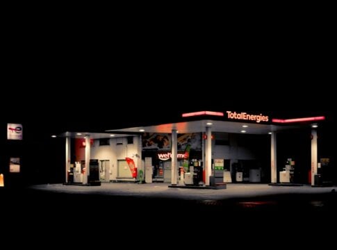 TotalEnergies Hits Record $73 Million Carbon Credit Spend as 2025 Profits Stay Strong