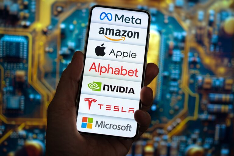 AI vs. Climate Reality: Why Big Tech Is Buying Millions of Carbon Credits