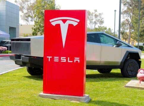 Tesla’s Carbon Credit Empire Faces a Shake-Up as Stellantis, Toyota, Subaru Exit EU Pool