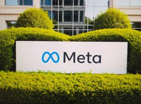 Meta Strikes 80 MW Solar Deal to Power Data Centers and Cut Carbon Impact