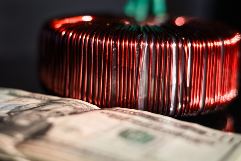 Copper Prices Surge Above $13,000: Best Copper Stocks to Watch in 2026