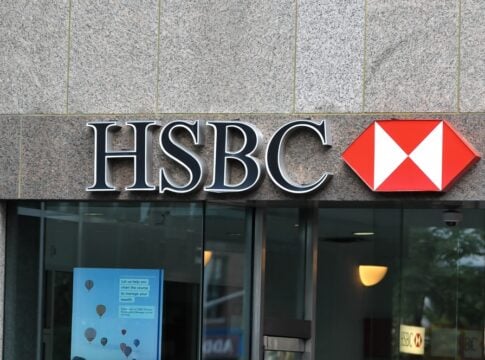HSBC’s $4 Billion China Climate Bet Ignites the Global Green Finance Race