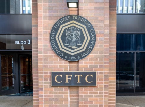 U.S. CFTC Probes Voluntary Carbon Market as Scrutiny of Credit Quality Intensifies